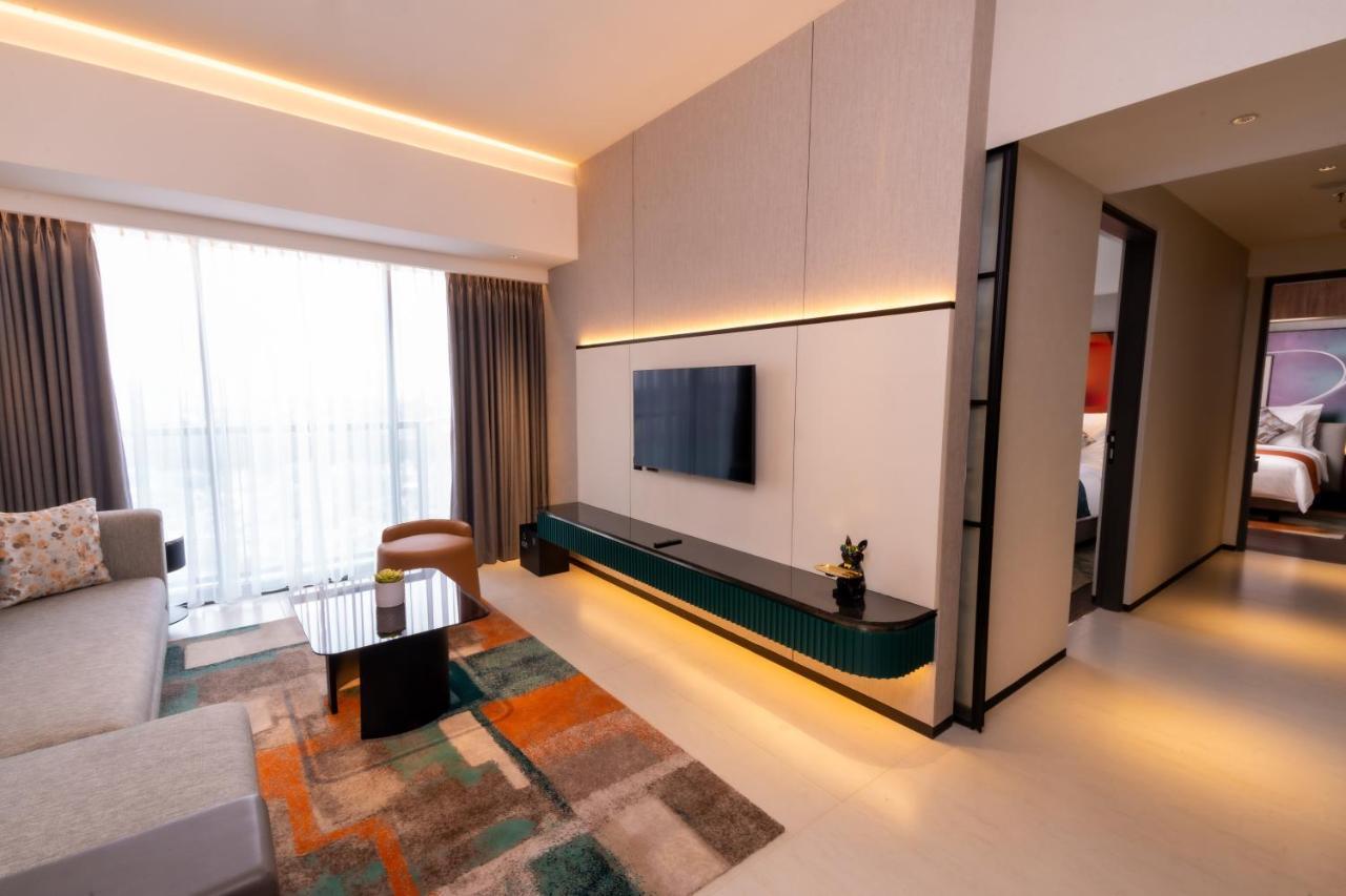 Herloom Hotel & Residence Bsd Tangerang Buitenkant foto