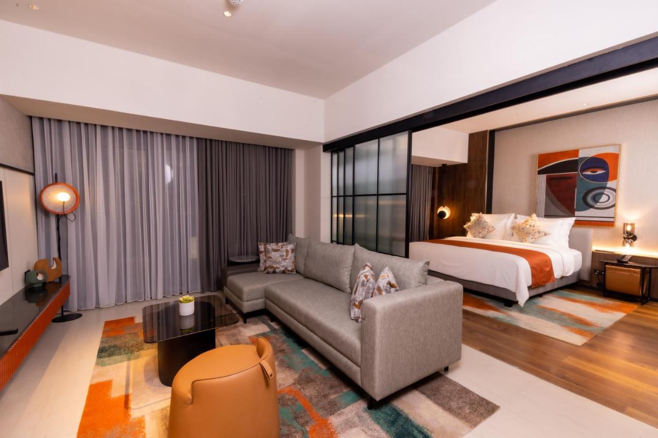 Herloom Hotel & Residence Bsd Tangerang Buitenkant foto