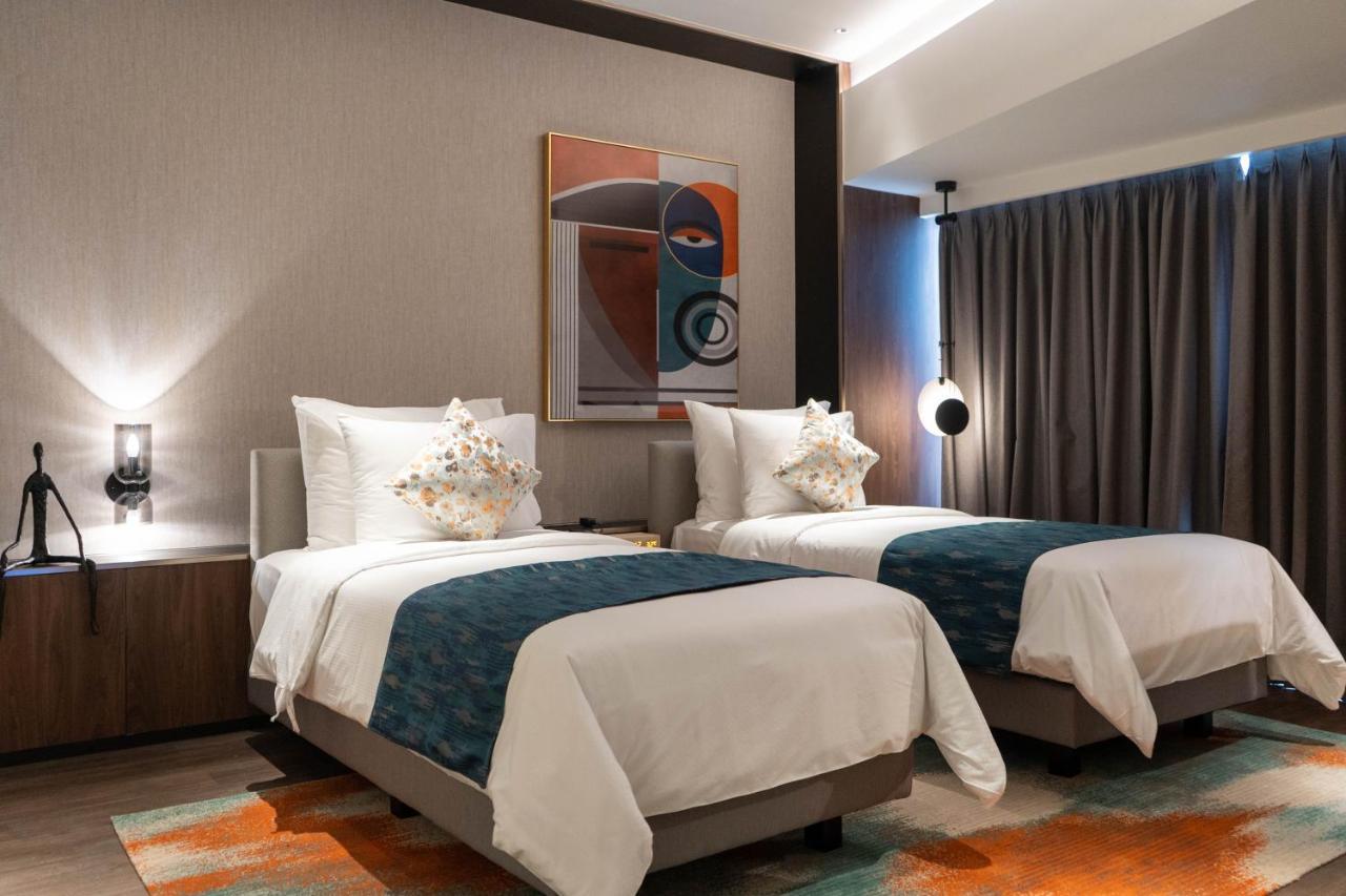 Herloom Hotel & Residence Bsd Tangerang Buitenkant foto