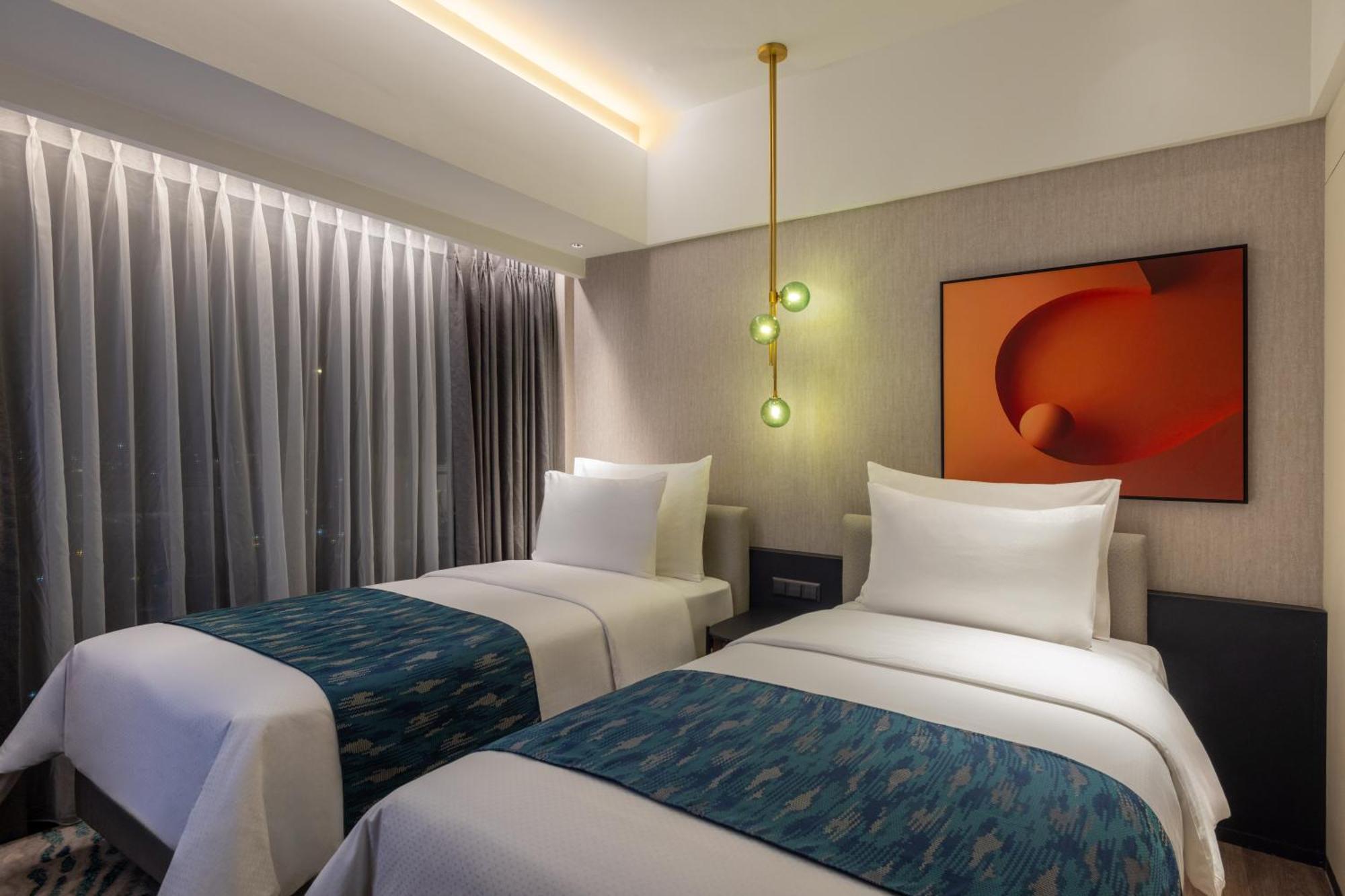 Herloom Hotel & Residence Bsd Tangerang Buitenkant foto