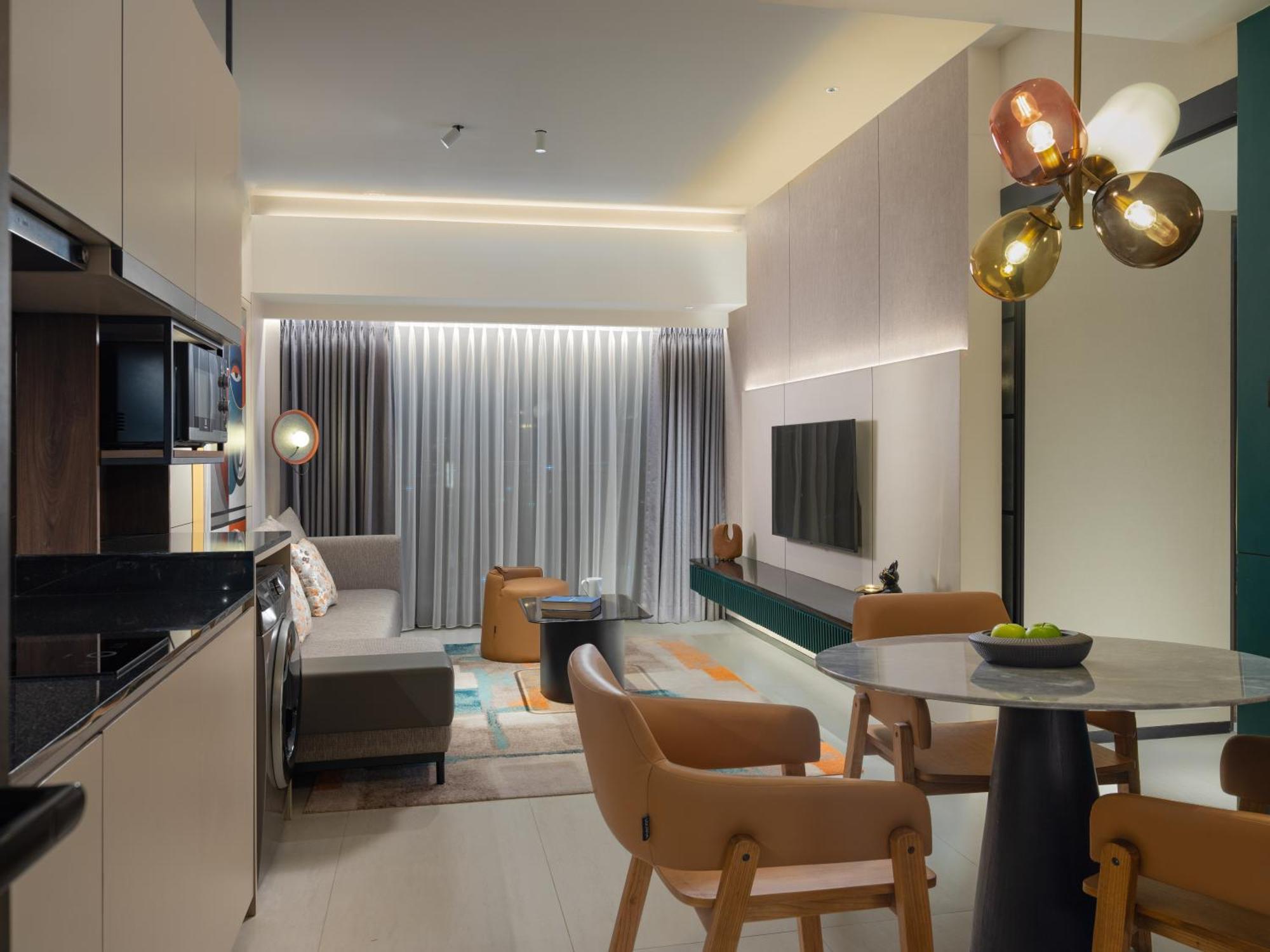 Herloom Hotel & Residence Bsd Tangerang Buitenkant foto