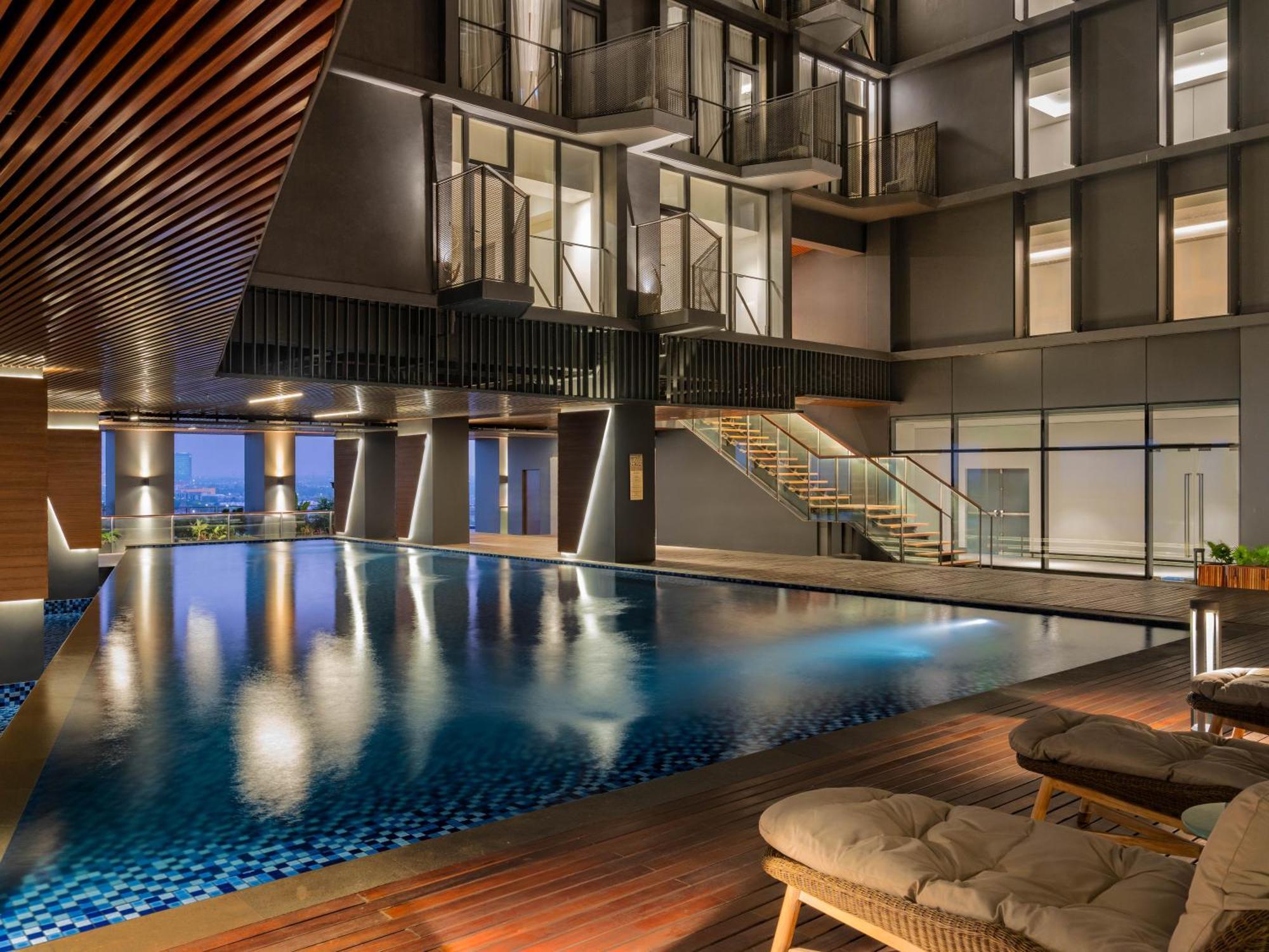 Herloom Hotel & Residence Bsd Tangerang Buitenkant foto